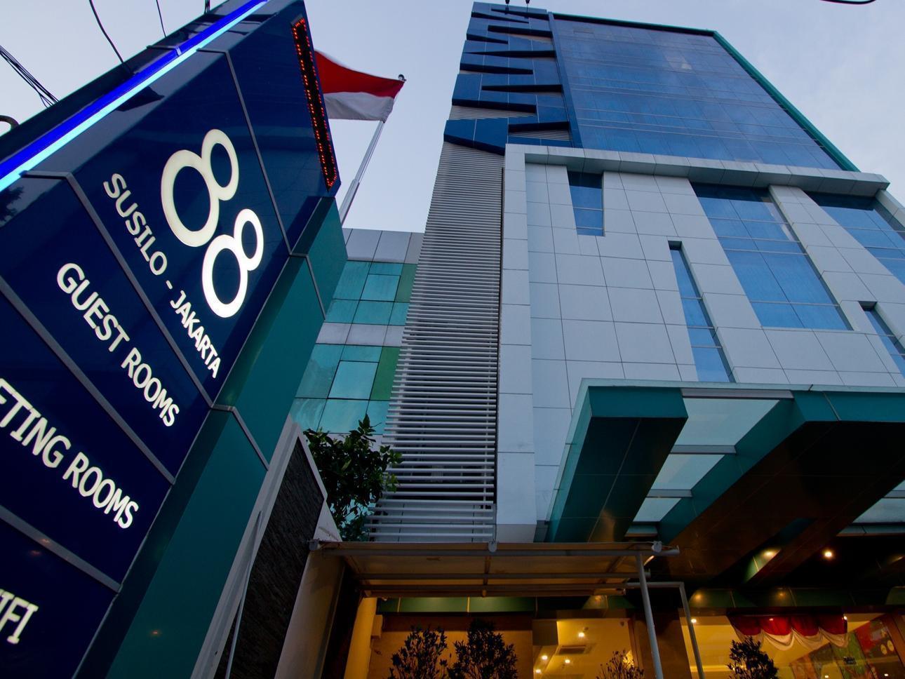Hotel 88 Grogol Jakarta By Wh Extérieur photo